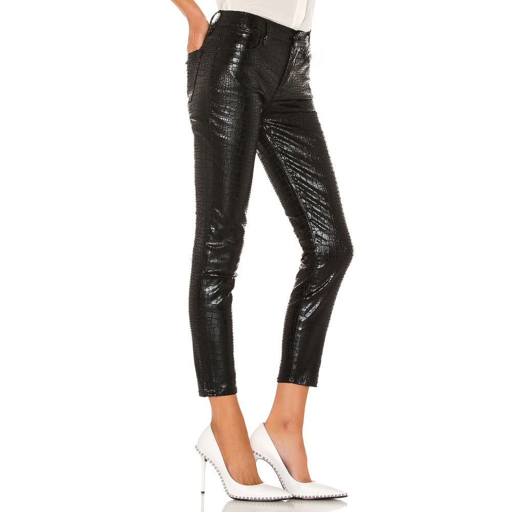 FRAME Le High Coated Skinny Jeans in Noir Croc